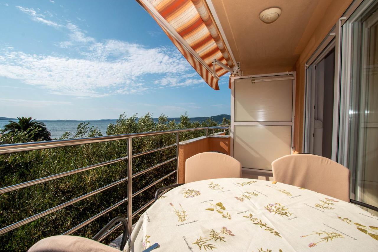 Apartments Matas Sukošan Buitenkant foto